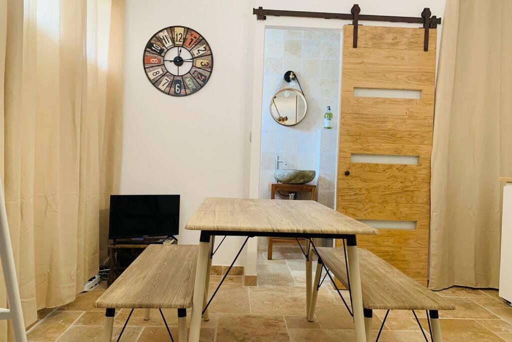 Studio Centre De Йер Экстерьер фото